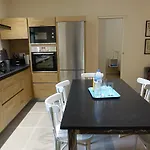 Au 21